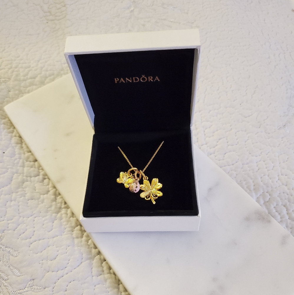 PANDORA NECKLACE WITH 3 PENDANTS